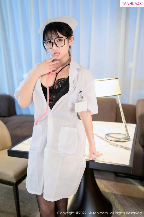 久久Aimee  [XiuRen]高清写真图 2022.06.29 No.5202 久久Aimee第16张图片